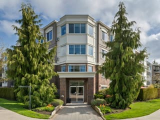 Apartment for rent in Surrey, South Surrey White Rock, PH-5 15357 Roper Avenue, 263183606 | Realtylink.org