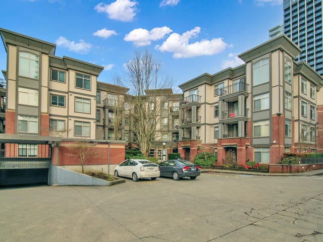 Apartment for sale in Surrey, North Surrey, 405 10499 University Drive, 263183661 | Realtylink.org