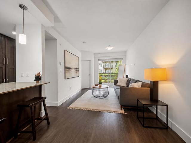 Apartment for sale in Port Coquitlam, Port Coquitlam, 305 2465 Wilson Avenue, 263183722 | Realtylink.org