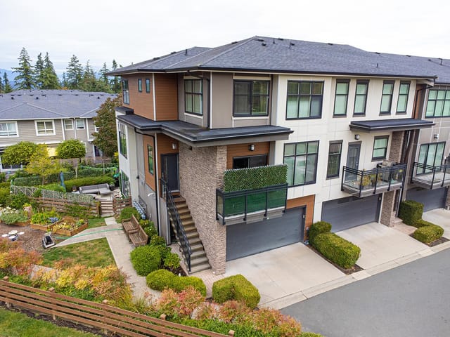 Townhouse for sale in Surrey, South Surrey White Rock, 23 2687 158 Street, 263183744 | Realtylink.org