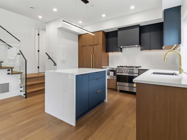 1/2 Duplex for sale in Vancouver, Vancouver East, 2 552 Kaslo Street, 263183788 | Realtylink.org