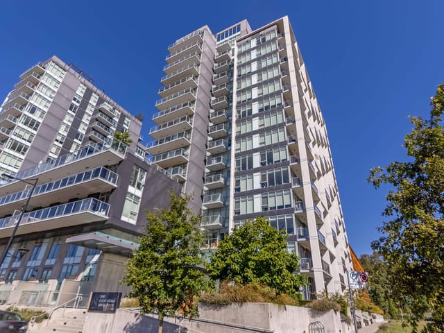 Apartment for sale in Vancouver, Vancouver East, 409 3581 E Kent Avenue North, 263183894 | Realtylink.org