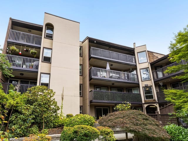 Apartment for sale in Burnaby, Burnaby North, 210 9867 Manchester Drive, 263183980 | Realtylink.org