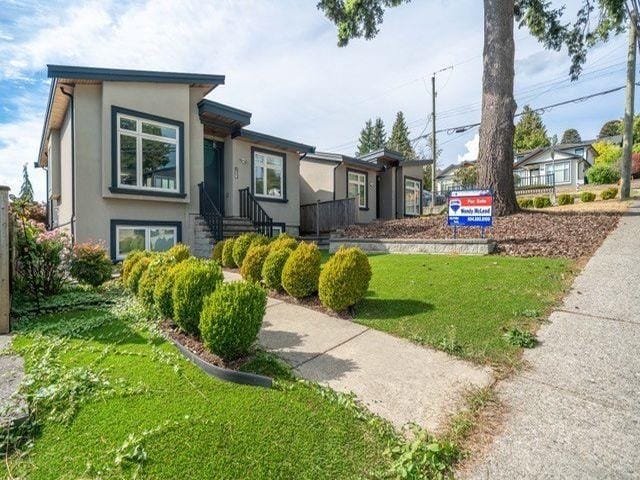 1/2 Duplex for sale in Burnaby, Burnaby South, 8227 Royal Oak Avenue, 263184009 | Realtylink.org