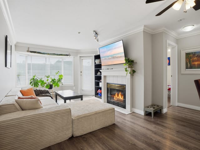 Apartment for sale in Abbotsford, Abbotsford, 418 2962 Trethewey Street, 263184143 | Realtylink.org
