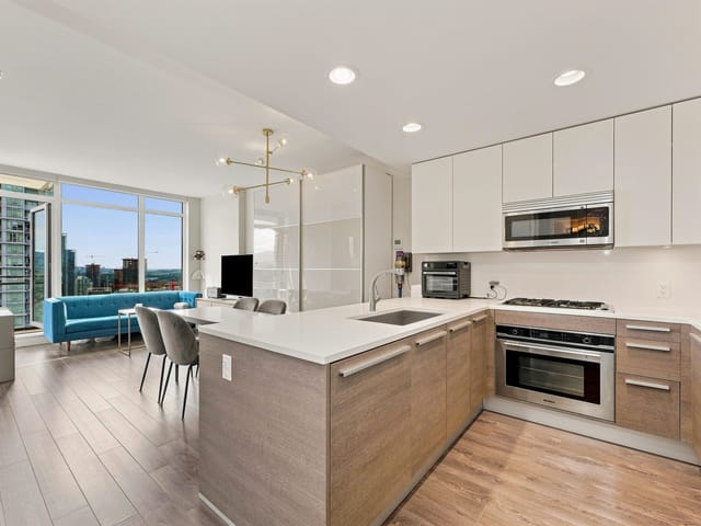 Apartment for sale in Burnaby, Burnaby North, 3405 2008 Rosser Avenue, 263184228 | Realtylink.org
