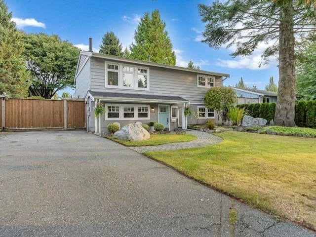House for sale in Surrey, South Surrey White Rock, 15469 22 Avenue, 263184285 | Realtylink.org