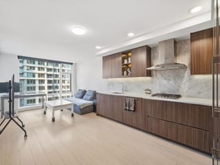 Apartment for sale in Richmond, Richmond, 912 8800 Hazelbridge Way, 263184310 | Realtylink.org