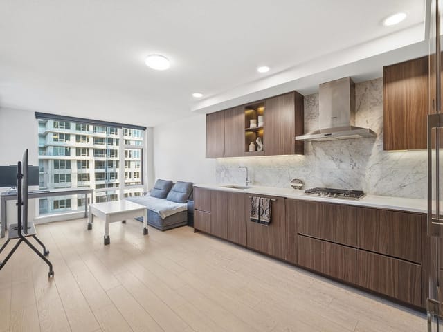 Apartment for sale in Richmond, Richmond, 912 8800 Hazelbridge Way, 263184310 | Realtylink.org