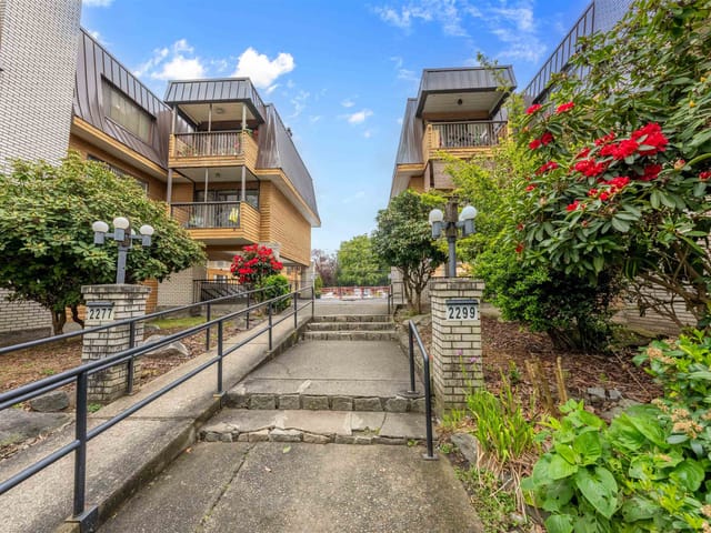 Apartment for sale in Vancouver, Vancouver East, 204 2299 E 30th Avenue, 263184415 | Realtylink.org