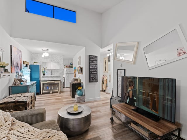 Apartment for sale in Vancouver, Vancouver West, 401 2173 W 6 Avenue, 263184492 | Realtylink.org