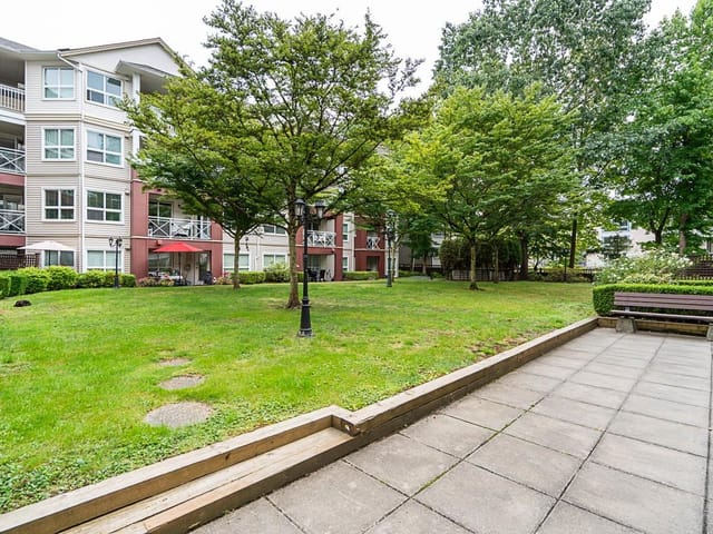 Apartment for sale in Surrey, Surrey, 211 8068 120a Avenue, 263184524 | Realtylink.org