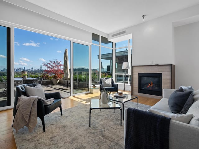 Apartment for sale in West Vancouver, West Vancouver, 702 876 Keith Road, 263184561 | Realtylink.org
