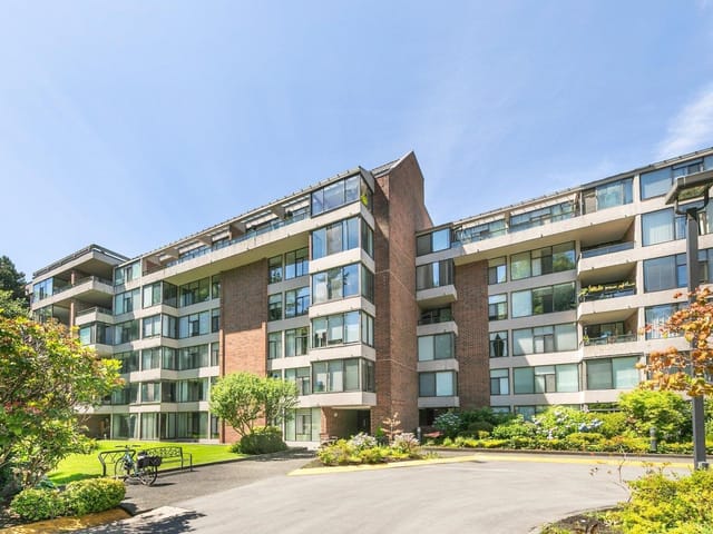 Apartment for sale in Vancouver, Vancouver West, 309 4101 Yew Street, 263184636 | Realtylink.org