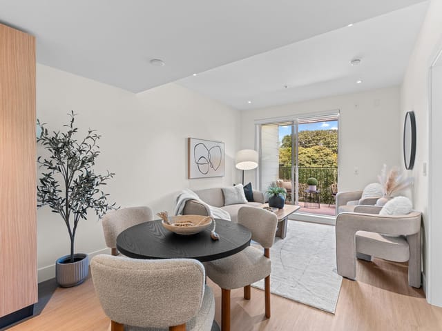 Apartment for sale in Vancouver, Vancouver East, 410 2235 E Broadway, 263184650 | Realtylink.org