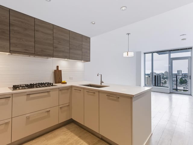 Apartment for sale in Burnaby, Burnaby East, 2301 7388 Kingsway, 263184726 | Realtylink.org