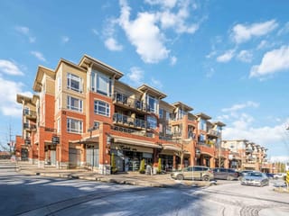Apartment for sale in Surrey, South Surrey White Rock, 421 2970 King George Boulevard, 263184806 | Realtylink.org