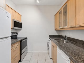 Apartment for sale in North Vancouver, North Vancouver, 304 827 W 16th Street, 263184832 | Realtylink.org