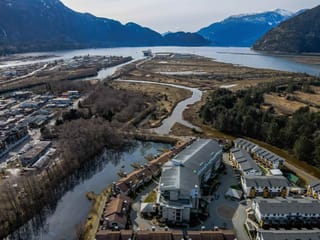 Apartment for sale in Squamish, Squamish, 307 1212 Main Street, 263184836 | Realtylink.org