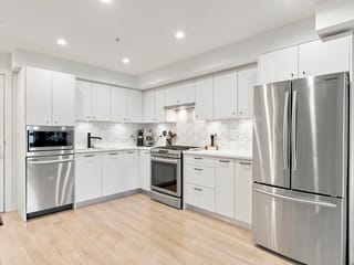 Apartment for sale in North Vancouver, North Vancouver, 305 1519 Crown Street, 263184940 | Realtylink.org