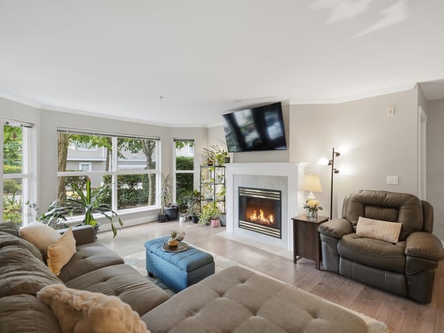 Apartment for sale in Surrey, Surrey, 101 6557 121 Street, 263184984 | Realtylink.org