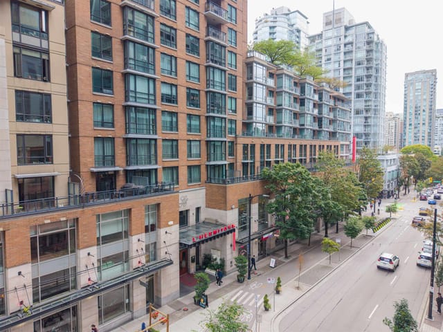 Apartment for sale in Vancouver, Vancouver West, 2106 788 Richards Street, 263185127 | Realtylink.org