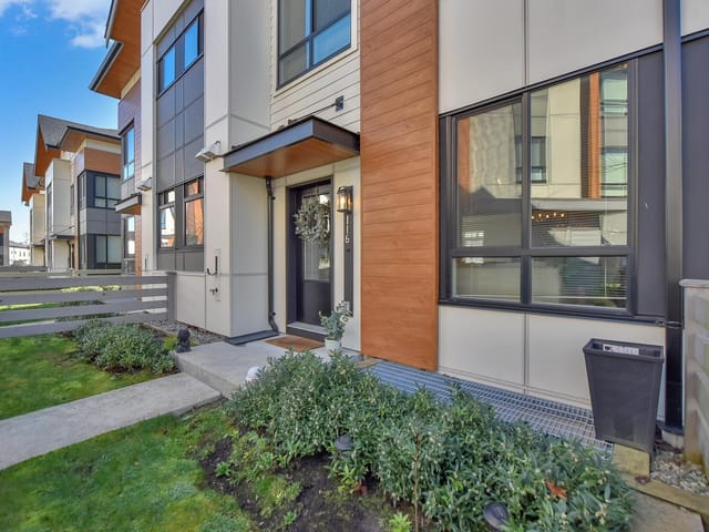 Townhouse for sale in Surrey, Surrey, 116 15111 Edmund Drive, 263185465 | Realtylink.org