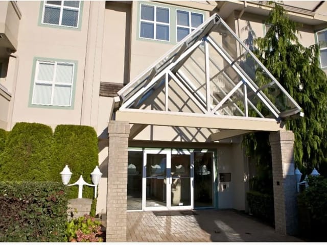 Apartment for sale in Surrey, Surrey, 205 6557 121 Street, 263185794 | Realtylink.org