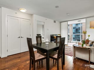 Apartment for sale in Vancouver, Vancouver West, 661 2080 W Broadway, 263185912 | Realtylink.org