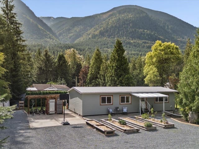 House for sale in Chilliwack, Sardis, 49140 Bell Acres Road, 263185932 | Realtylink.org