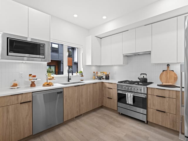 Townhouse for sale in Surrey, South Surrey White Rock, 18 1959 165a Street, 263185985 | Realtylink.org