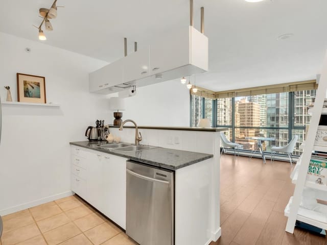 Apartment for rent in Vancouver, Vancouver West, 1601 1331 Alberni Street, 263186052 | Realtylink.org