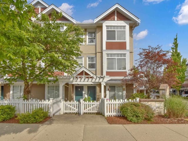 Townhouse for sale in Surrey, Surrey, 7 8676 158 Street, 263186131 | Realtylink.org