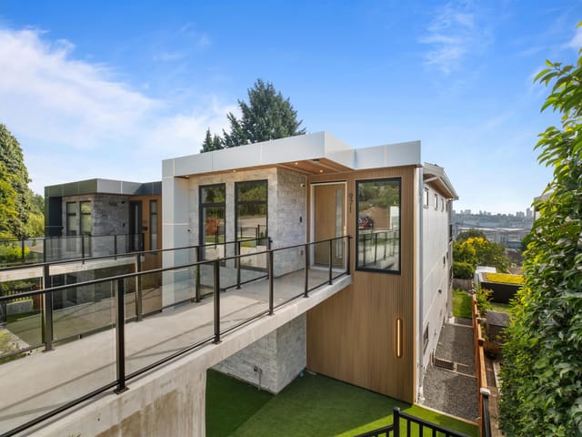House for sale in North Vancouver, North Vancouver, 971 Adderley Street, 263186170 | Realtylink.org