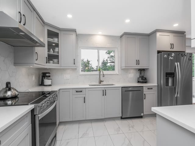 House for sale in Surrey, South Surrey White Rock, 1728 156 Street, 263186206 | Realtylink.org