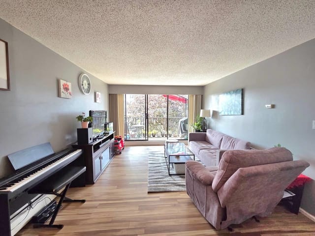 Apartment for sale in North Vancouver, North Vancouver, 107 170 E 3rd Street, 263186232 | Realtylink.org
