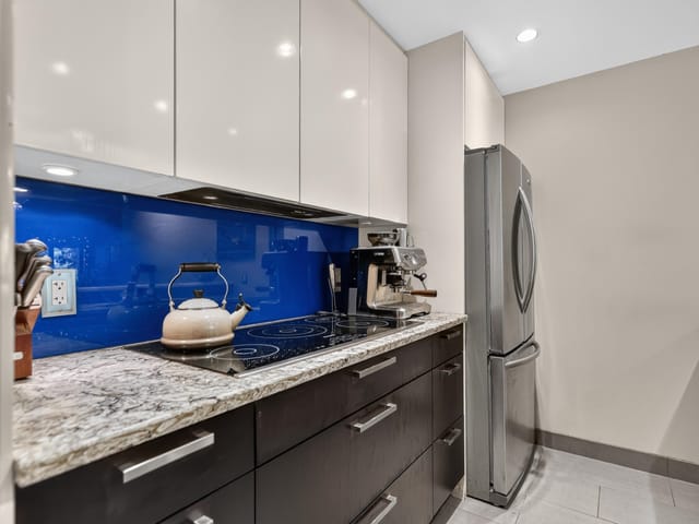 Apartment for sale in Vancouver, Vancouver West, 202 936 Bute Street, 263186279 | Realtylink.org