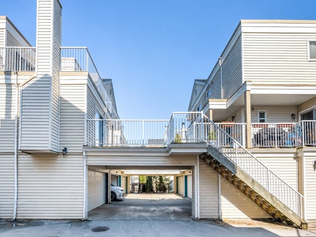 Townhouse for rent in Surrey, North Surrey, 10077 156 Street, 263186307 | Realtylink.org