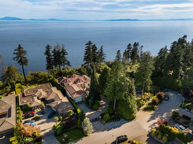 House for rent in Surrey, South Surrey White Rock, 13464 13a Avenue, 263186354 | Realtylink.org