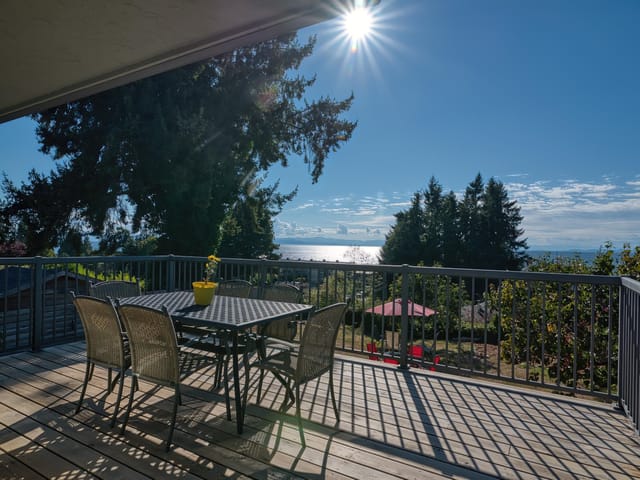 House for sale in Sechelt, Sunshine Coast, 4735 Laurel Avenue, 263186381 | Realtylink.org