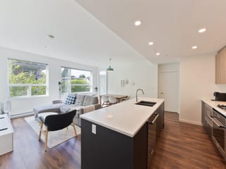 Apartment for sale in Coquitlam, Coquitlam, 208 717 Breslay Street, 263186414 | Realtylink.org
