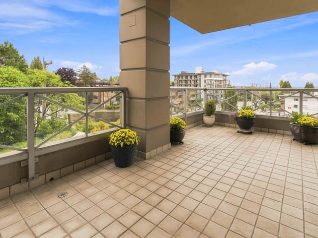 Apartment for sale in North Vancouver, North Vancouver, 405 160 E 13th Street, 263186435 | Realtylink.org