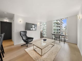 Apartment for sale in Vancouver, Vancouver West, 2501 1351 Continental Street, 263186446 | Realtylink.org