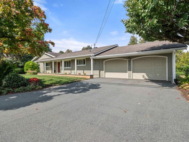 House for sale in Chilliwack, Chilliwack, 49635 Yale Road, 263186526 | Realtylink.org