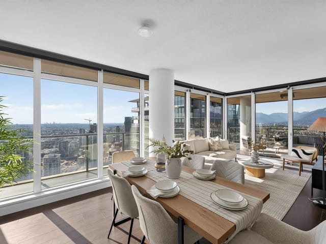 Apartment for sale in Burnaby, Burnaby North, 4802 4880 Lougheed Highway, 263186592 | Realtylink.org