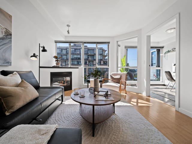 Apartment for sale in North Vancouver, North Vancouver, 409 122 E 3rd Street, 263186624 | Realtylink.org