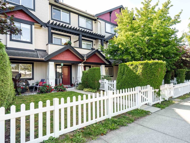 Townhouse for sale in Surrey, Cloverdale, 7 7168 179 Street, 263186677 | Realtylink.org