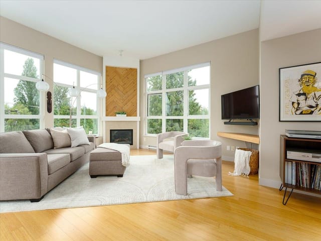 Apartment for sale in North Vancouver, North Vancouver, 402 3732 Mt Seymour Parkway, 263186728 | Realtylink.org