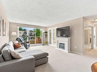 Apartment for sale in Surrey, South Surrey White Rock, 203 1840 E Southmere Crescent, 263186839 | Realtylink.org