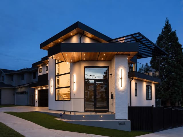 House for sale in Surrey, South Surrey White Rock, 16018 9a Avenue, 263186921 | Realtylink.org